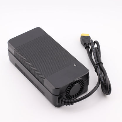 XT60 14.6V 10A LiFePO4 LFP Battery Charger for 4S 12V Battery